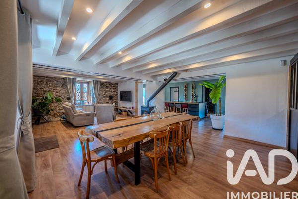 Maison à vendre 9 pièces 229,45 m² Lachapelle-sous-Aubenas