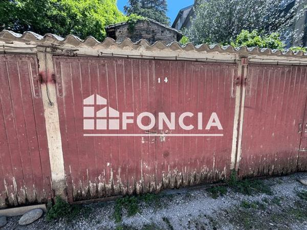 Location Parking - 74 RUE FAVENTINES Valence 26000