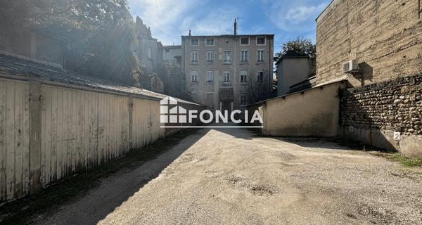Location Parking - Valence 26000