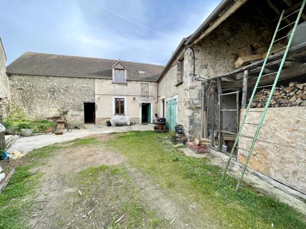 La Ferté-Alais (91590) Maison 136 m², 5 chambres, garage +grange, 760 m² de terrain.
