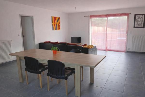 MAISON RECENTE 4 CHAMBRES + 1 BUREAU à 319 000 EUROS