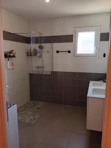 MAISON RECENTE 4 CHAMBRES + 1 BUREAU à 319 000 EUROS