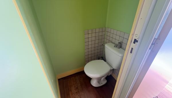 Chartres Grand Faubourg , Longère 6 pièces ,  4 chambres dont 2 en RDC , Cour , Exclusivité ERA