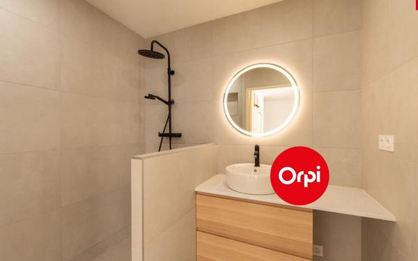 Appartement à vendre    3 pièces • 69 m2 Saint-Priest