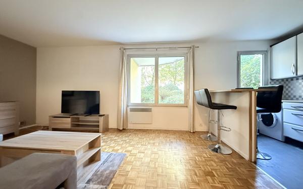 Appartement à vendre    2 pièces • 47,31 m2 Vanves