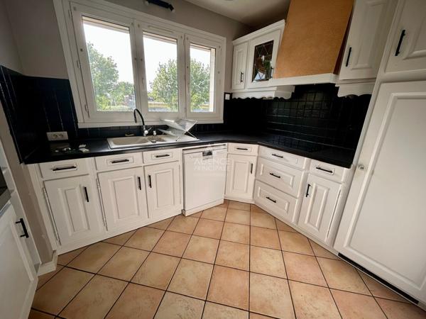 Maison Acheres 6 pièce(s) 115 m2 €380 000 ** - Référence 9157