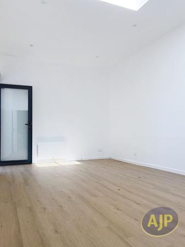 Maison à louer Saint Herblain : 7 pièces, 163m² avec 5 chambre(s) à 1 730€ - AJP Immobilier Saint Herblain