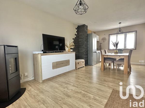 Maison à vendre 5 pièces 82 m² Villeneuve-sur-Yonne