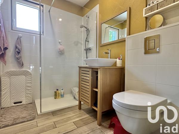 Maison à vendre 5 pièces 82 m² Villeneuve-sur-Yonne