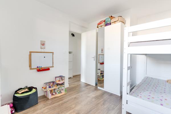 Marseille (13008) Marseille 8ème – Vielle Chapelle / Pointe Rouge – Rez-de-jardin 3 chambres avec terrasse et jardin