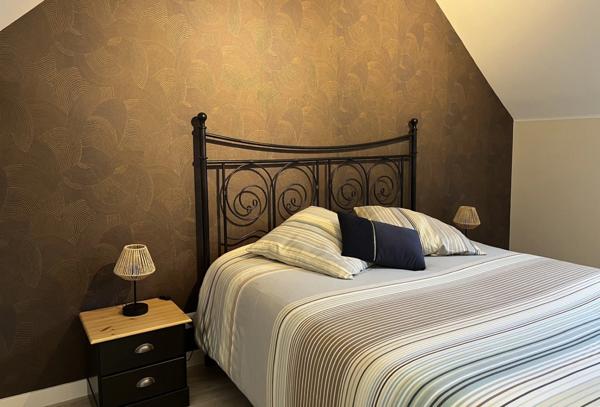 LONGÈRE 144 M² - 6 PIÈCES - MAISONNETTE + GARAGE ET CARPORT.