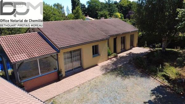 Maison à vendre à Chemillé-en-Anjou dans le Maine-et-Loire (49120), ref : 49062/769