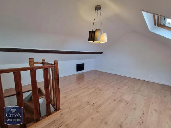 Appartement à louer 2 pièces 36.2m² Saint-Quentin (02100)