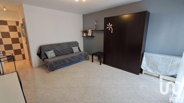 Location appartement 1 pièce 31 m² Les Ulis