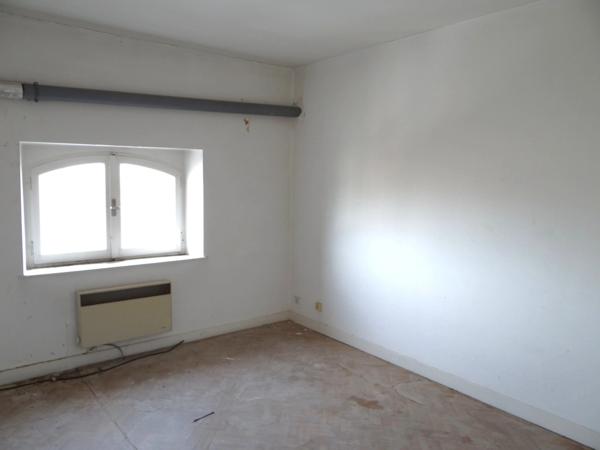 Local / Bureaux 180 m² à CHAUMONT (52)