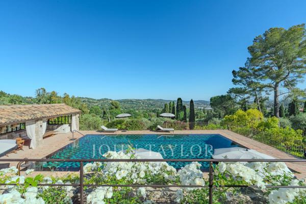 Magnifique Bastide avec vue panoramique, maison d'amis et tennis