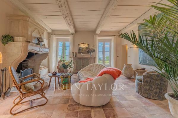 Magnifique Bastide avec vue panoramique, maison d'amis et tennis