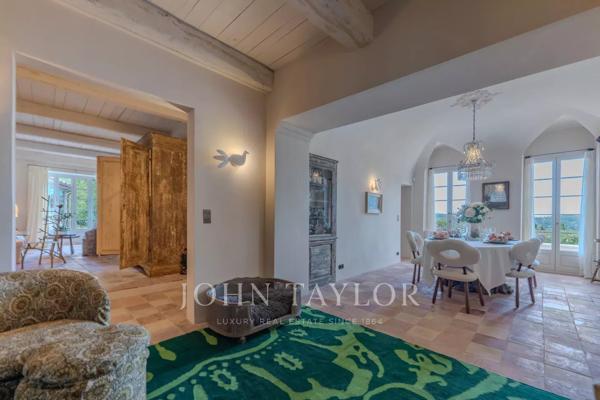 Magnifique Bastide avec vue panoramique, maison d'amis et tennis