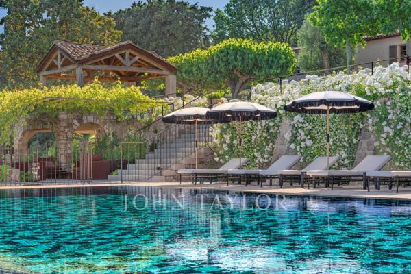 Magnifique Bastide avec vue panoramique, maison d'amis et tennis