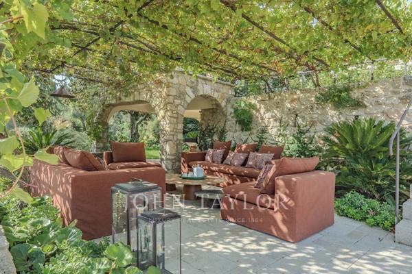 Magnifique Bastide avec vue panoramique, maison d'amis et tennis