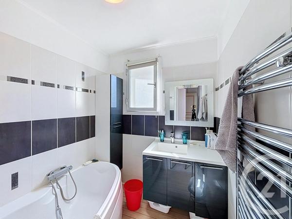 Appartement F4 à vendre  4 pièces - 78 m 2   MANDELIEU LA NAPOULE  - 06