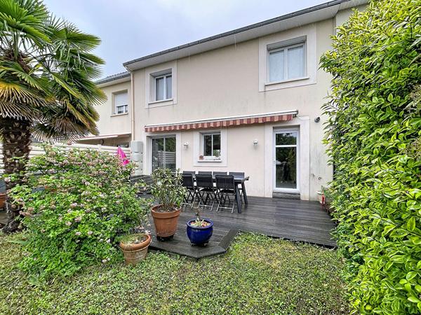 Maison 4 chambres, jardin et garage