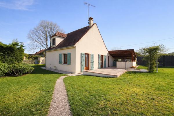 Coulommiers (77120) Maison traditionnelle avec garage et jardin clos