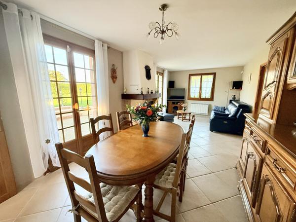 Coulommiers (77120) Maison traditionnelle avec garage et jardin clos