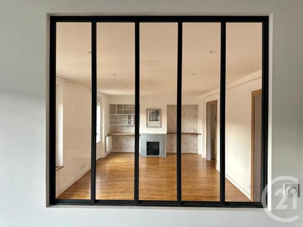 Appartement F3 à vendre  3 pièces - 94,64 m 2   FOUGERES  - 35