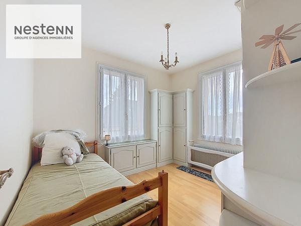 Charmante Maison à Vendre à Saint-Avertin - 4 Chambres et Grand Terrain !