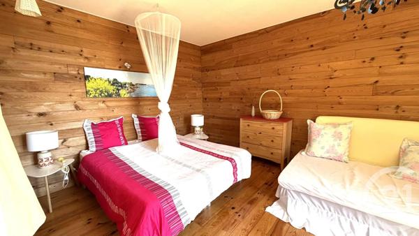 Maison à vendre  7 pièces - 140 m 2   VANNES  - 56