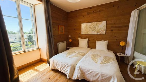 Maison à vendre  7 pièces - 140 m 2   VANNES  - 56