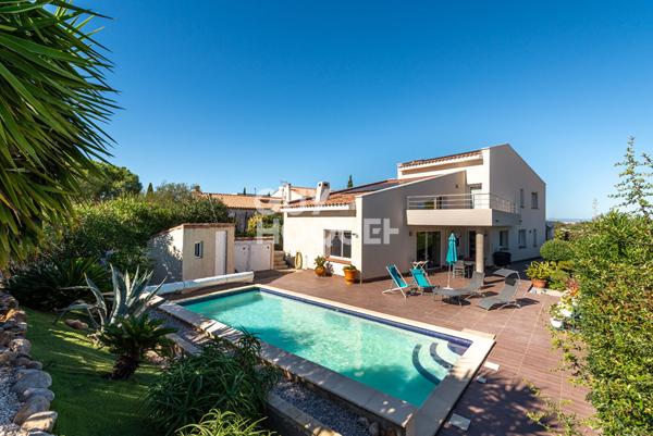 Maison d'Architecte à Vendre à Narbonne - Grand Standing