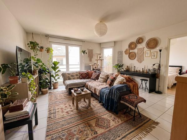 A vendre VANNES Gare appartement T2 balcon et parking en sous sol