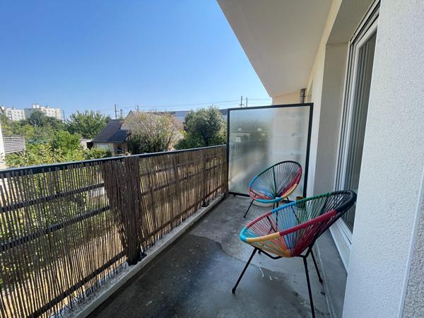 A vendre VANNES Gare appartement T2 balcon et parking en sous sol