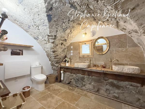 Maison propriété pierre à vendre 6 pièces VENTEROL (05) Les tourniaires