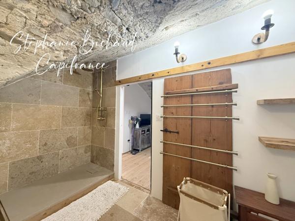 Maison propriété pierre à vendre 6 pièces VENTEROL (05) Les tourniaires