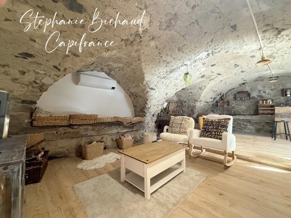 Maison propriété pierre à vendre 6 pièces VENTEROL (05) Les tourniaires