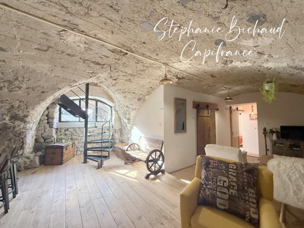 Maison propriété pierre à vendre 6 pièces VENTEROL (05) Les tourniaires