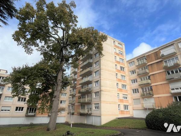 Nantes Tortière Rd Pt de Paris, au calme, T5 dernier étage 103m²