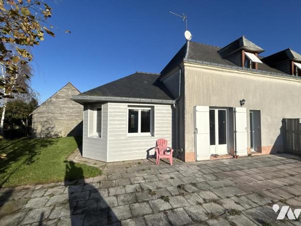 Ensemble immobilier - 400m² / Saint-Laurent-Du-Mottay