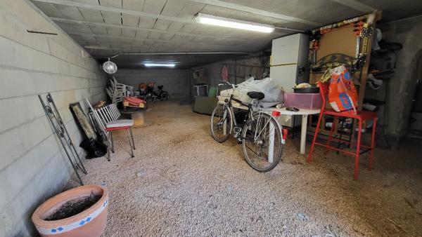 VILLA 3 FACES 135 M²  GARAGE  JARDIN PISCINABLE ET SOUS-SOL