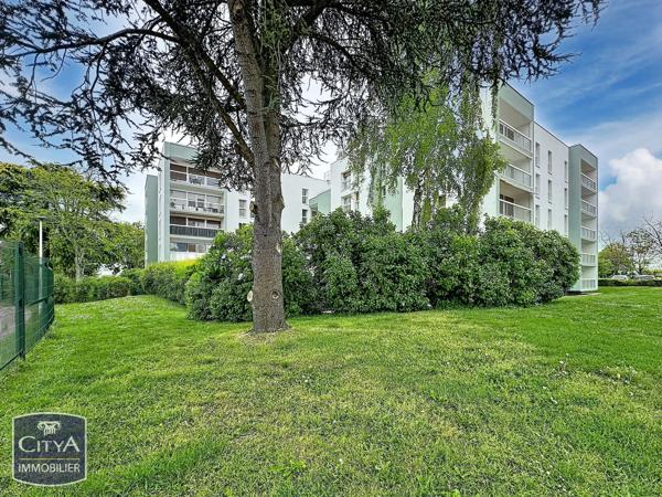 Appartement à vendre 4 pièces 79m² Chartres (28000)