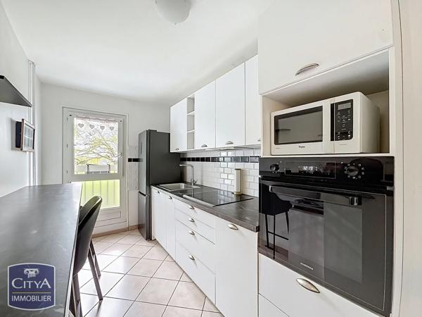 Appartement à vendre 4 pièces 79m² Chartres (28000)