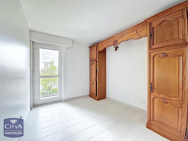 Appartement à vendre 4 pièces 79m² Chartres (28000)