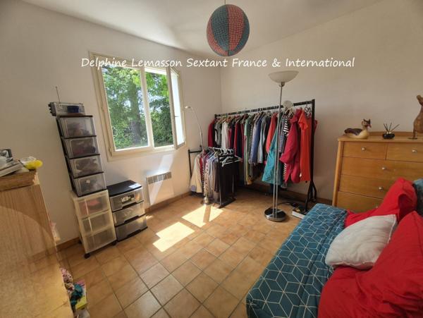 Charmante maison de plain-pied avec jardin arboré et garage, à 5kms de Duras