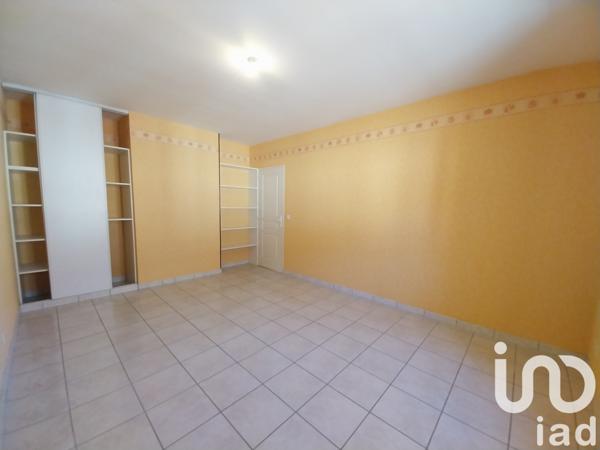 Location appartement 3 pièces 74 m² Tavaux