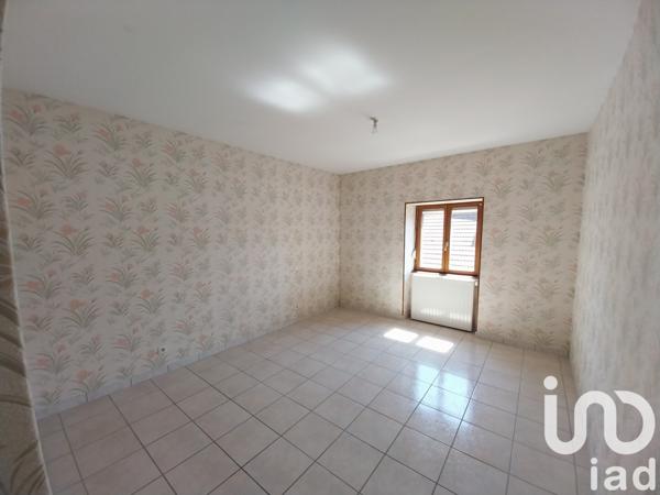 Location appartement 3 pièces 74 m² Tavaux