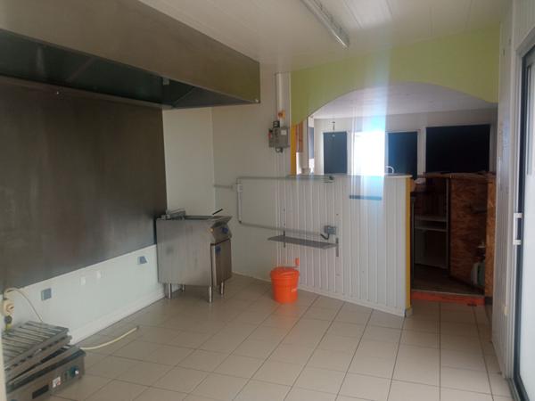 CHALLANS Local commercial 80 m²