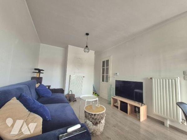 Appartement à Vendre à Loos (59120) en Nord (59)

Nous vous présentons un appartement situé à...